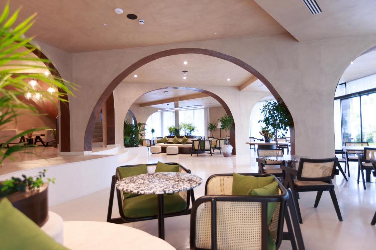 Flower Hotels & Resorts Golem  Exterior photo