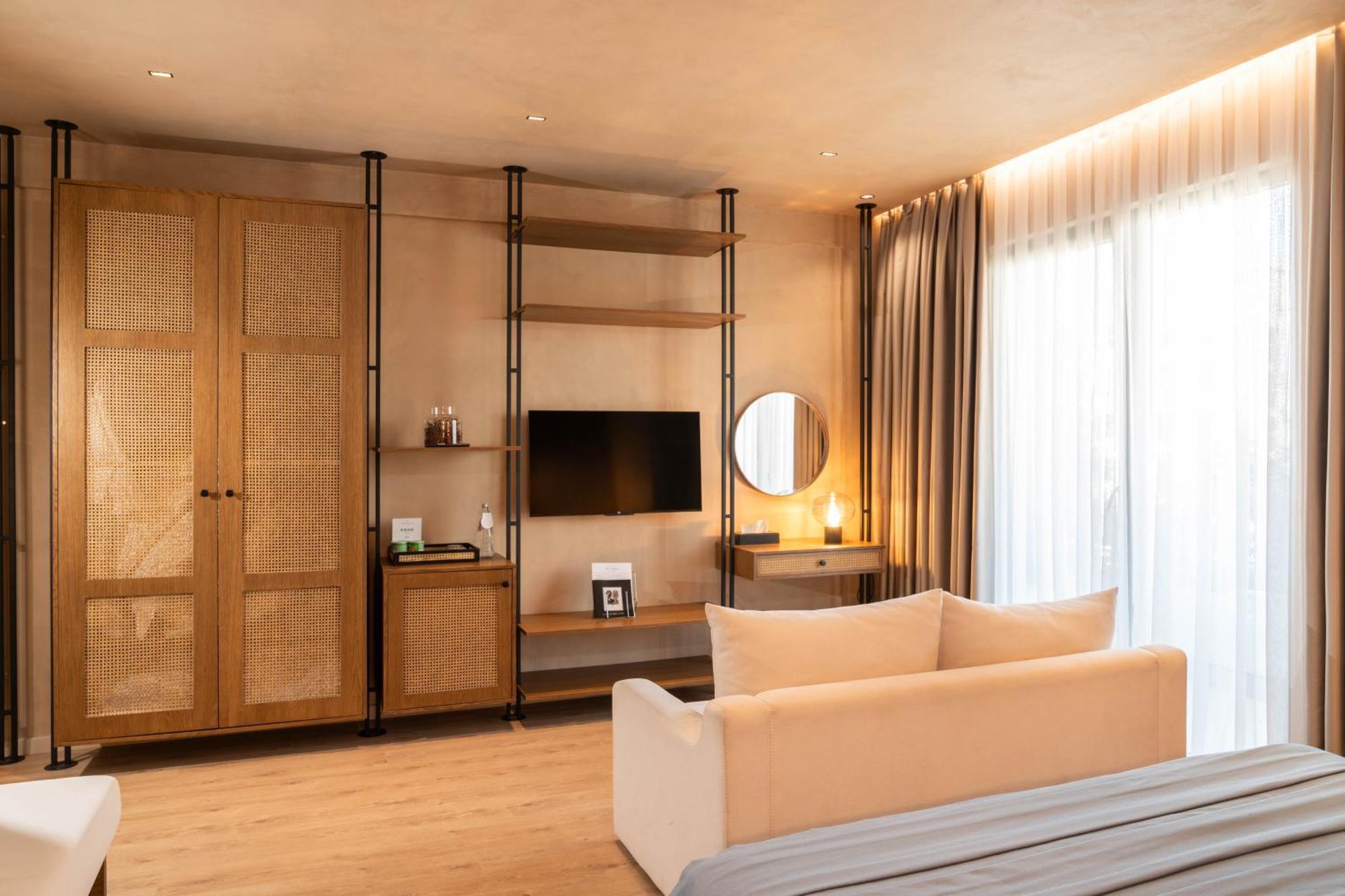 Flower Hotels & Resorts Golem  Room photo
